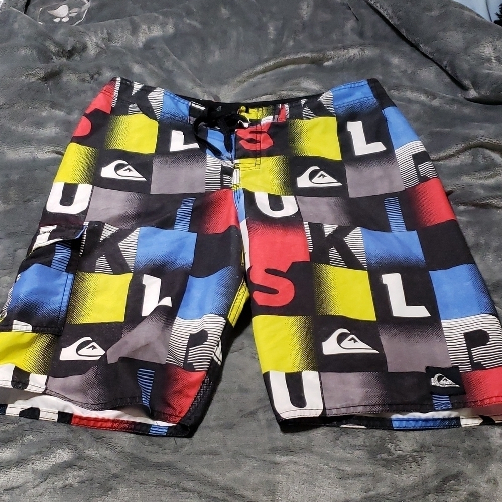 Quicksilver Shorts Size S